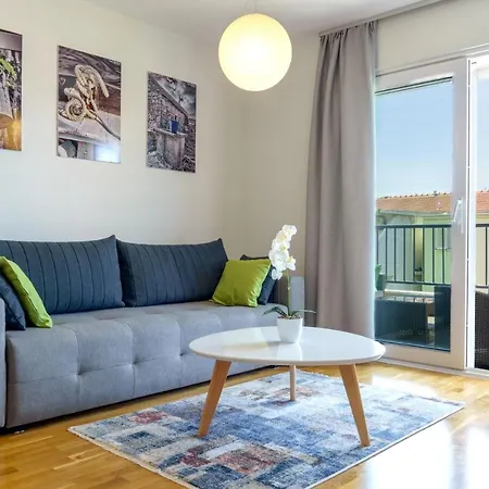 Emilia Lofts Apartment Tucepi Exterior photo