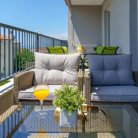 Emilia Lofts Apartment Tucepi Exterior photo
