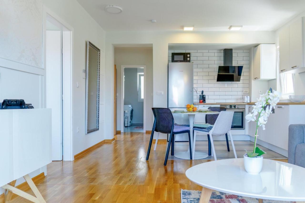 Emilia Lofts *
